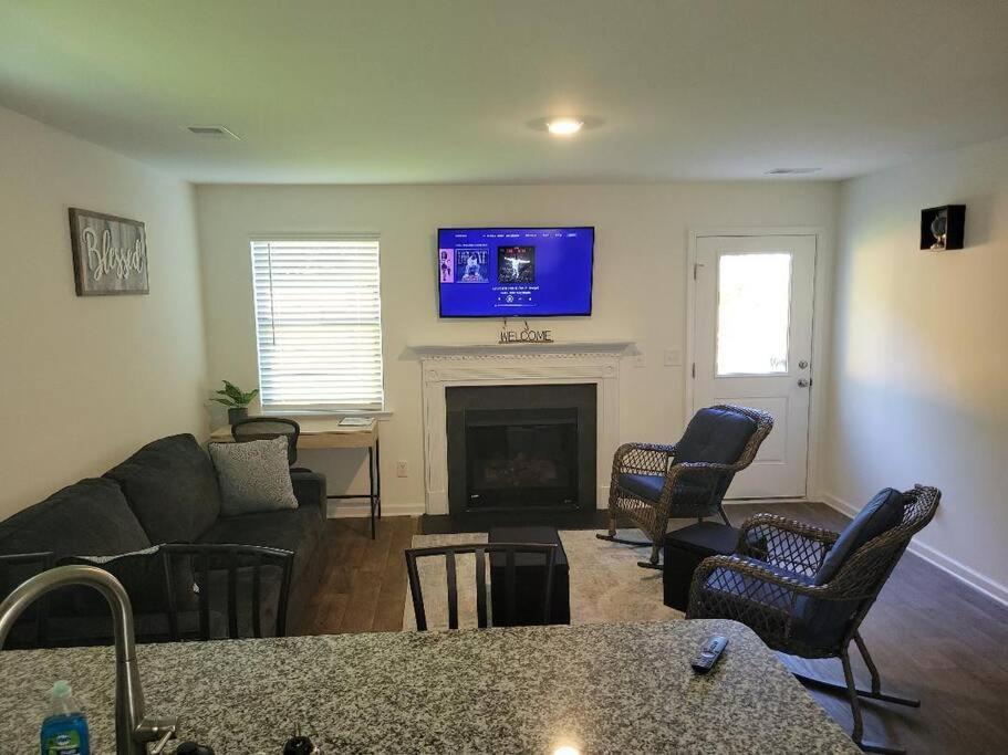 Sc 3755 New 2 Bedroom Townhouse Ft Jackson & Usc Columbia Exterior foto